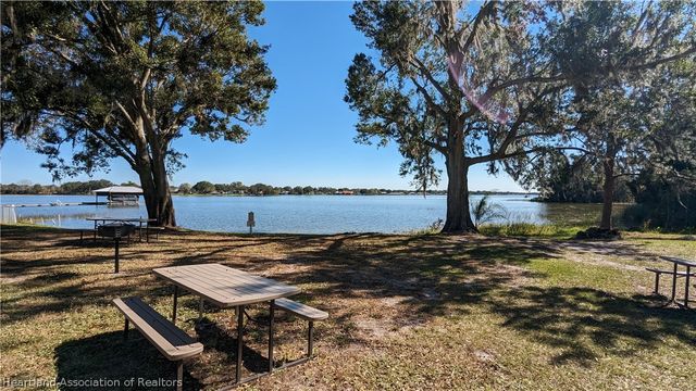 24 Freedom Way, Lake Placid, FL 33852