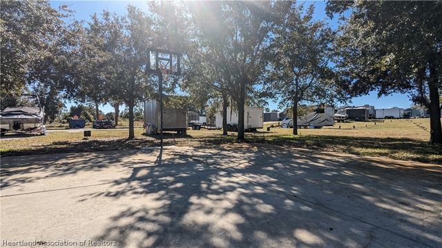 24 Freedom Way, Lake Placid, FL 33852