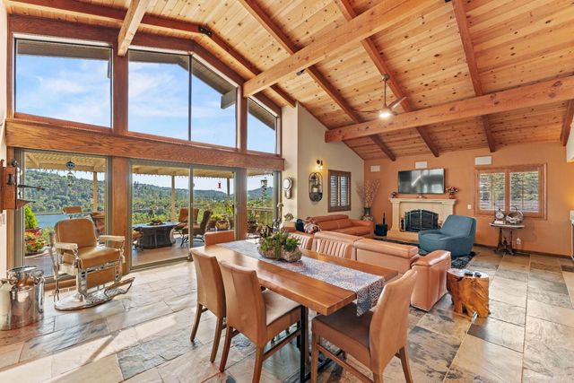 13760 Sun Forest Dr, Penn Valley, CA 95946