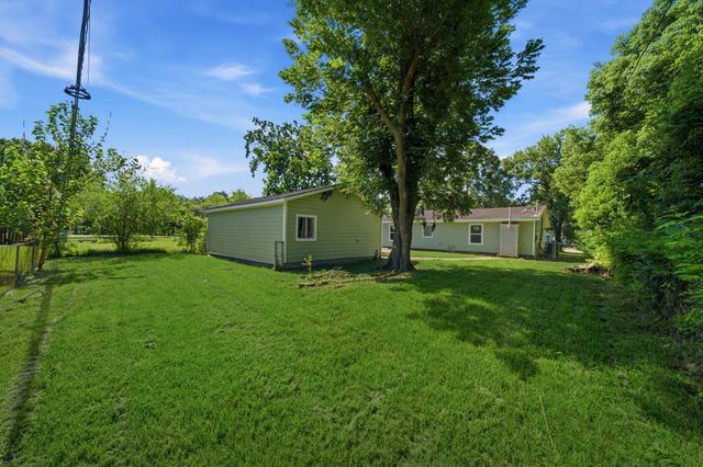 3004 Melody Drive, La Marque, TX 77568