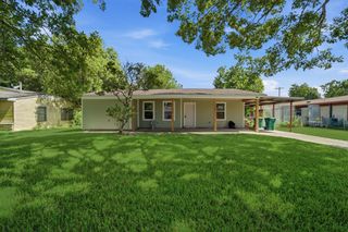 3004 Melody Drive, La Marque, TX 77568