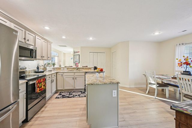 524 Commons Drive, 524, Powell, OH 43065