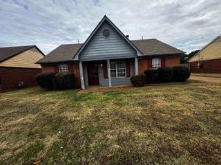 5840 HICKORY SHADOW LN, Memphis, TN 38141
