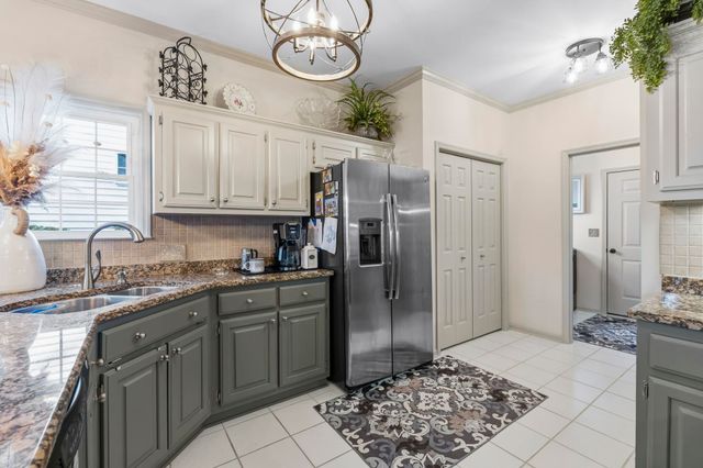 4336 Deer Run Ave., Little River, SC 29566