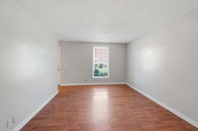 323 Forest Park Rd Apt 7-5, Madison, TN 37115