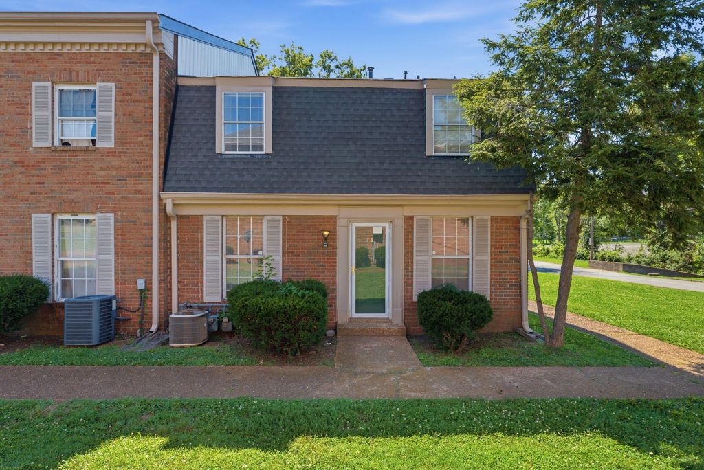 323 Forest Park Rd Apt 7-5, Madison, TN 37115