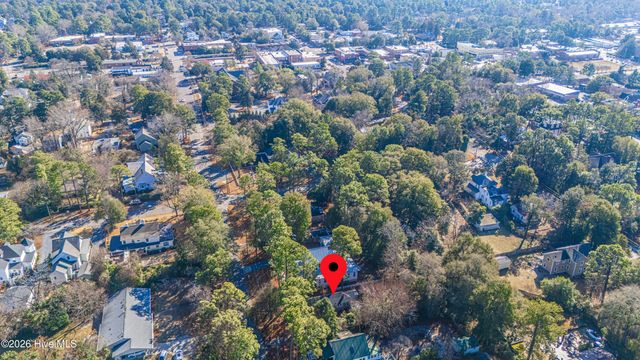 350 W Connecticut Avenue, Southern Pines, NC 28387