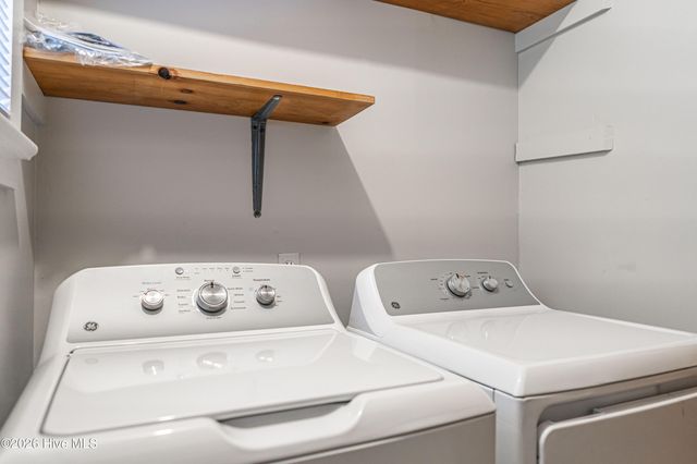 350 W Connecticut Avenue, Southern Pines, NC 28387