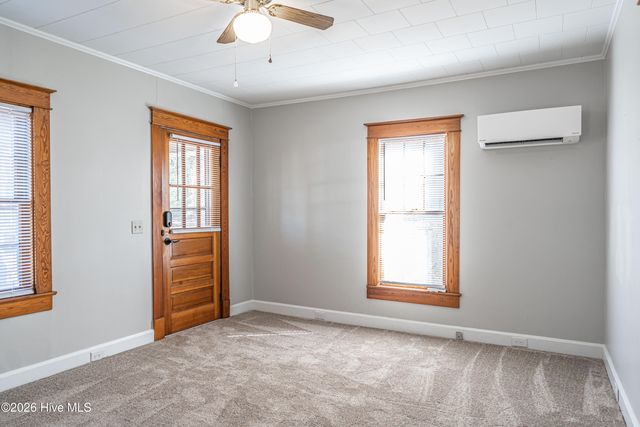 350 W Connecticut Avenue, Southern Pines, NC 28387