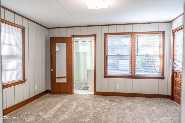 350 W Connecticut Avenue, Southern Pines, NC 28387