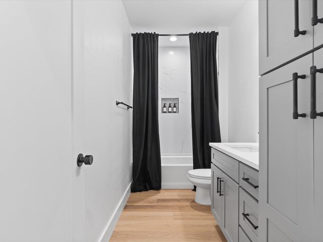 2253 Camp, Dallas, TX 75235