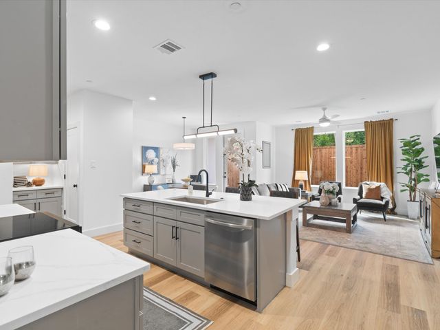 2253 Camp, Dallas, TX 75235