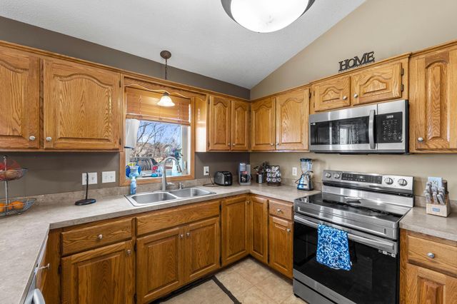 22355 Elston Avenue, Forest Lake, MN 55025