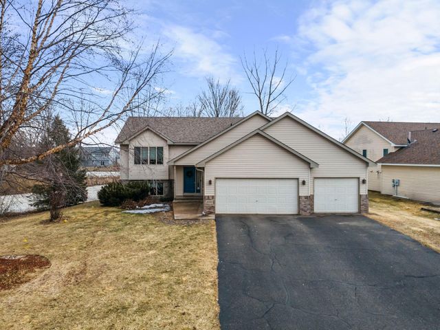 22355 Elston Avenue, Forest Lake, MN 55025