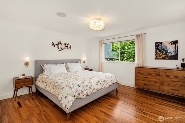 1308 158th Place SE, Bellevue, WA 98008