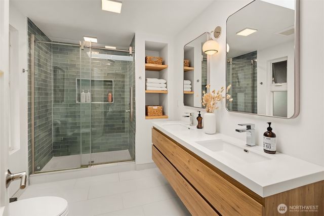 1308 158th Place SE, Bellevue, WA 98008