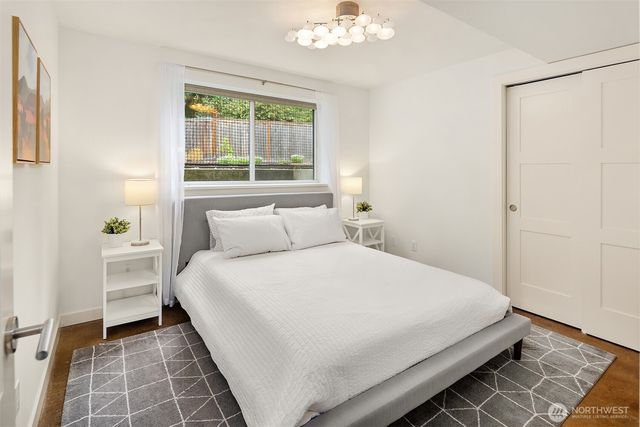 1308 158th Place SE, Bellevue, WA 98008