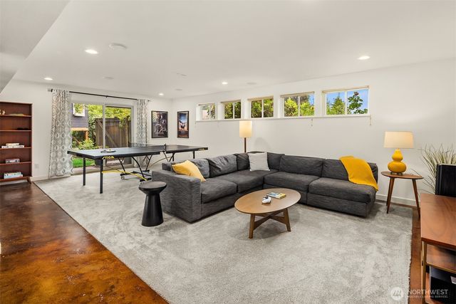1308 158th Place SE, Bellevue, WA 98008