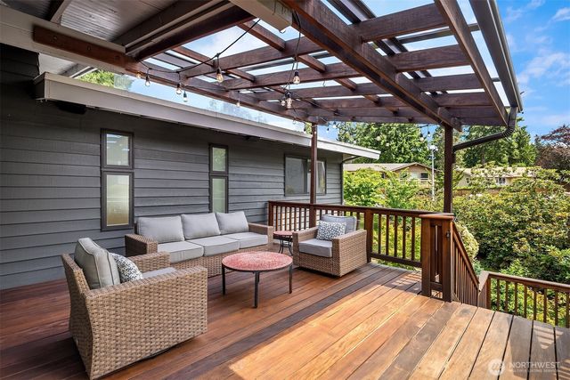 1308 158th Place SE, Bellevue, WA 98008