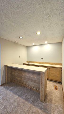 1914 Woodfield Road, Champaign, IL 61822