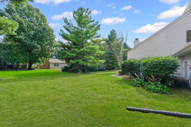 1914 Woodfield Road, Champaign, IL 61822