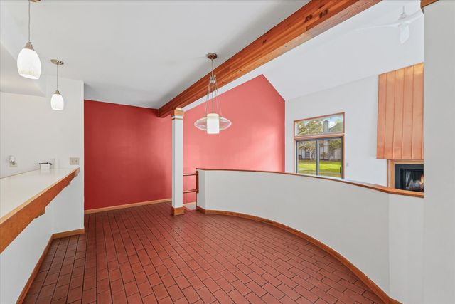 1914 Woodfield Road, Champaign, IL 61822