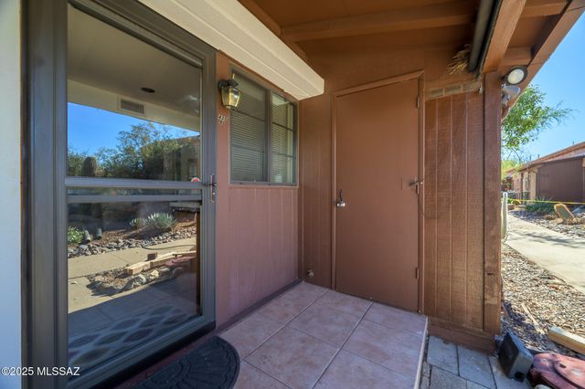 430 S Paseo Pena Apt B, Green Valley, AZ 85614