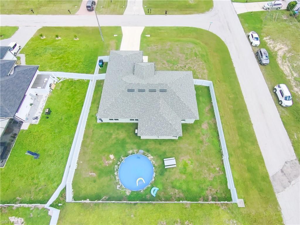 Image 20 of property listing at 2000 NW 9th ST, Cape Coral, FL 33993