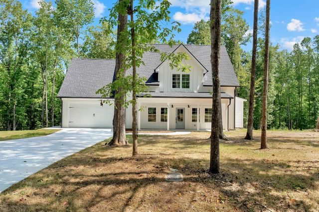 807 Hasty Ln, Estill Springs, TN 37330