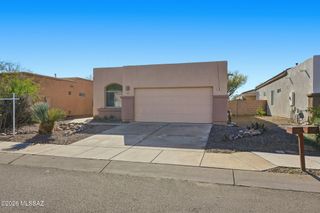 348 E Calle Criba, Green Valley, AZ 85614