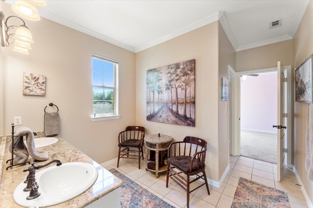 208 Cape Shore Drive, Mabank, TX 75143