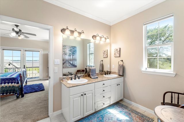 208 Cape Shore Drive, Mabank, TX 75143