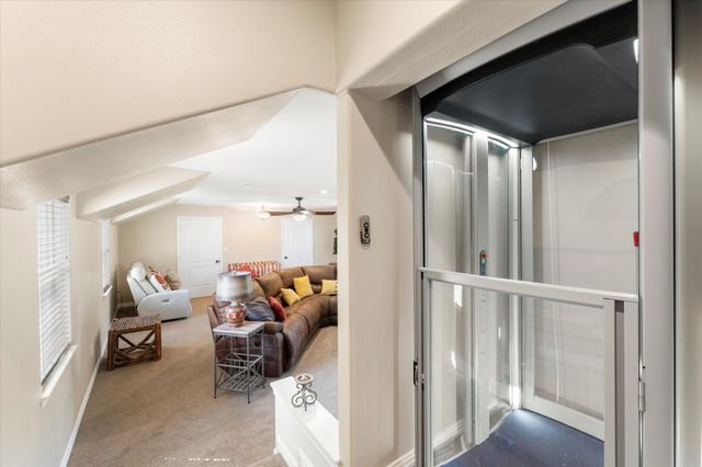 208 Cape Shore Drive, Mabank, TX 75143