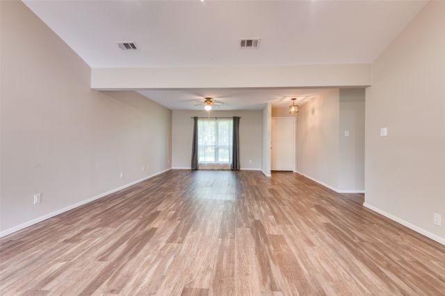 5500 Woodland Hills Drive, Denton, TX 76208