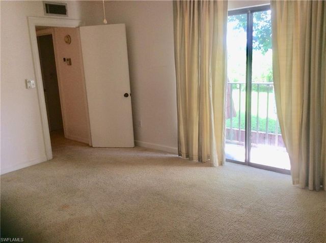 5249 Cedarbend DR 3, Fort Myers, FL 33919