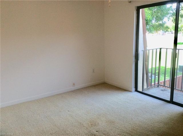 5249 Cedarbend DR 3, Fort Myers, FL 33919