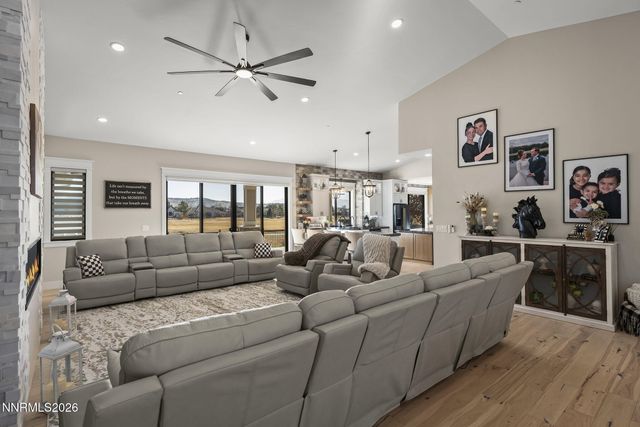 7201 Silver King Drive, Sparks, NV 89436