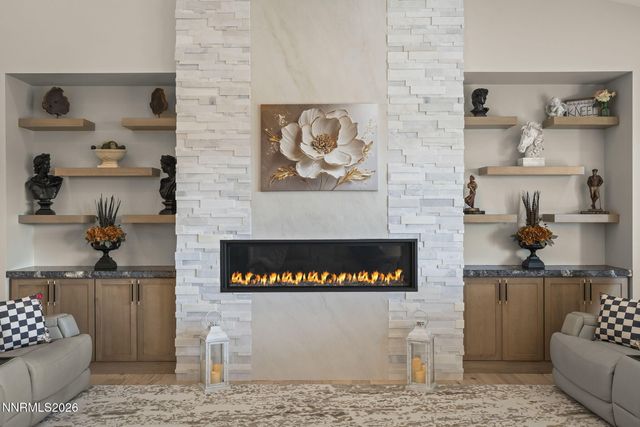 7201 Silver King Drive, Sparks, NV 89436