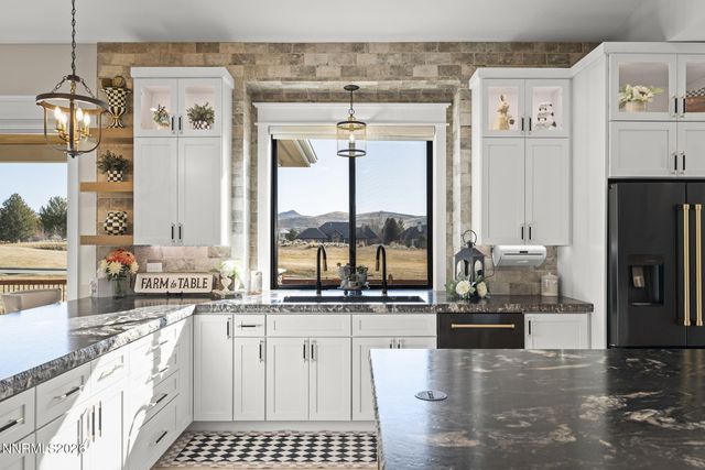 7201 Silver King Drive, Sparks, NV 89436