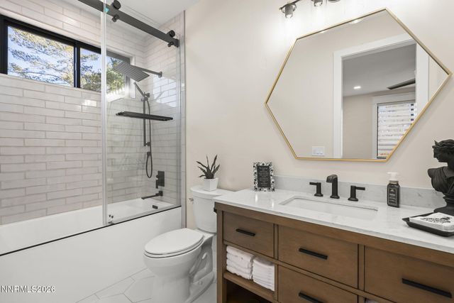 7201 Silver King Drive, Sparks, NV 89436