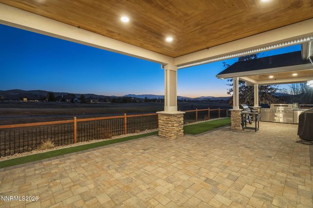 7201 Silver King Drive, Sparks, NV 89436