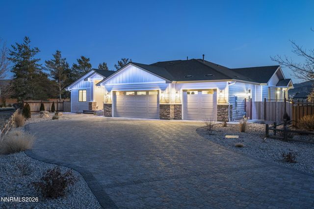 7201 Silver King Drive, Sparks, NV 89436