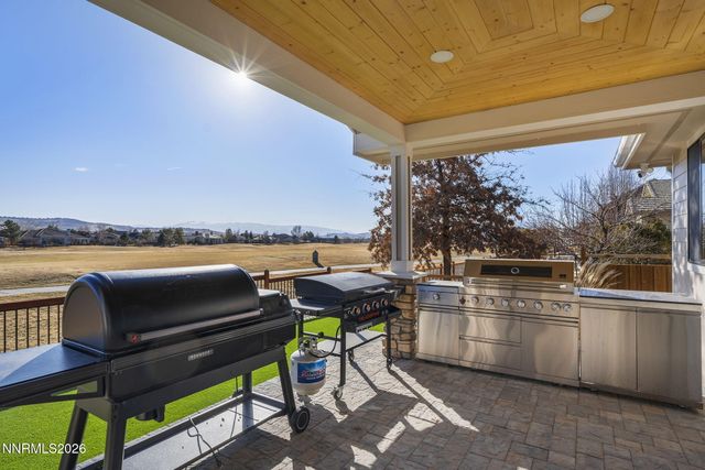 7201 Silver King Drive, Sparks, NV 89436