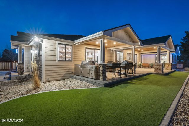 7201 Silver King Drive, Sparks, NV 89436