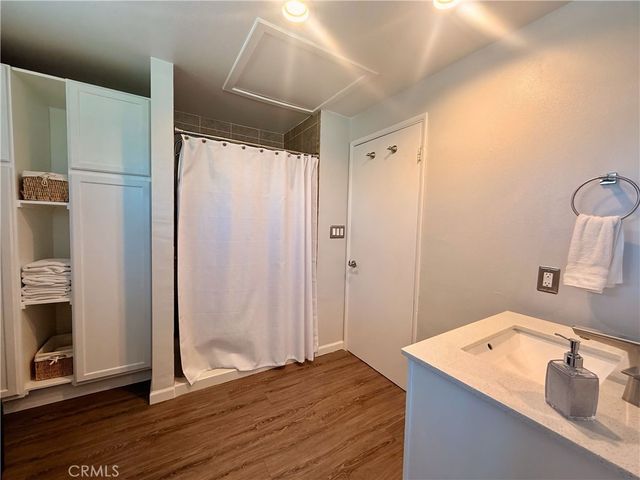 23026 Ash Glen Circle, Valencia, CA 91354