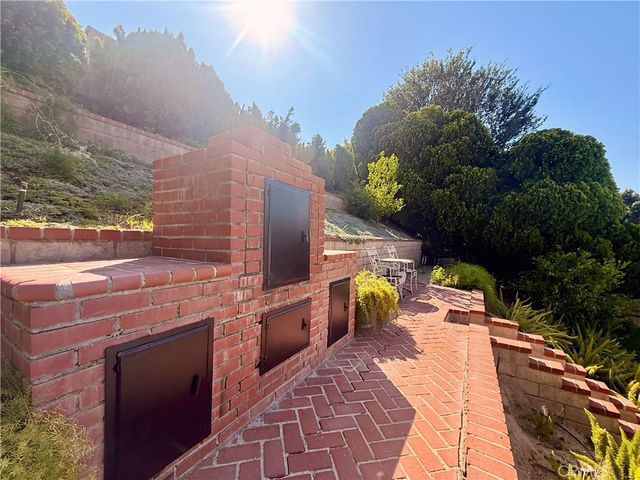 23026 Ash Glen Circle, Valencia, CA 91354