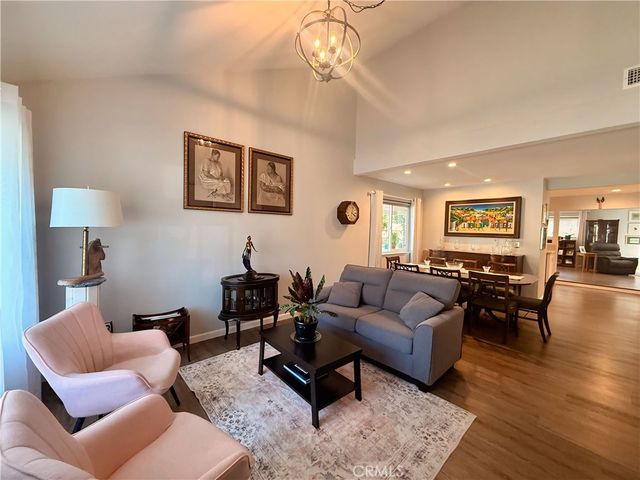 23026 Ash Glen Circle, Valencia, CA 91354