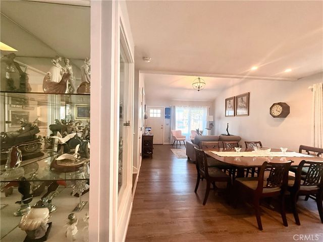 23026 Ash Glen Circle, Valencia, CA 91354