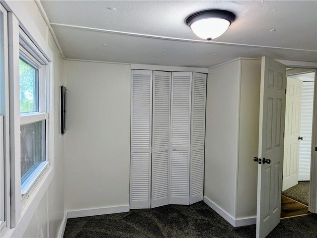 8 Gwyn Lane, West Bloomfield, NY 14469