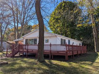 8 Gwyn Lane, West Bloomfield, NY 14469